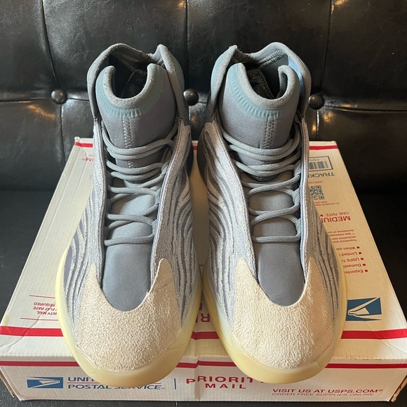 Yezzy Quantum ‘Mono Carbon’ - Picture 2 of 8